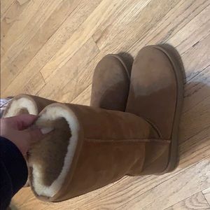 BRAND NEW UGGS
